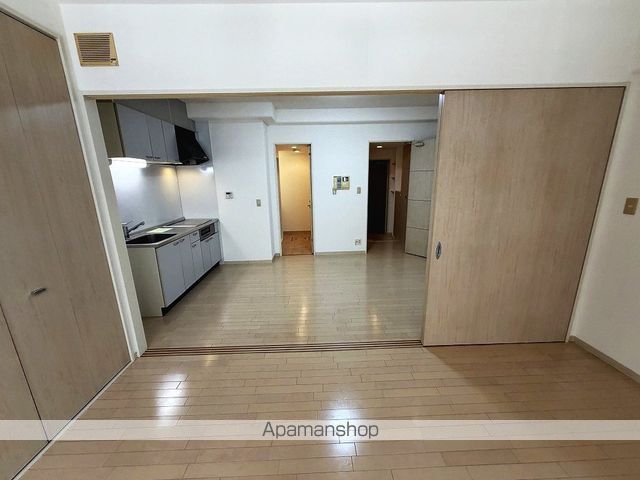 ミドエストツダの内装写真