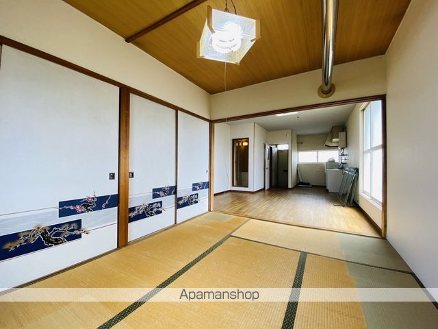 万代パレスの内装写真