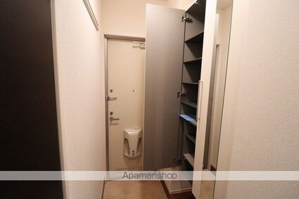 エミネンスＭ　Ｂ[1LDK/45.04m2]の玄関