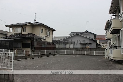 ヴィラ丹波屋Ａ[2LDK/52.99m2]の駐車場