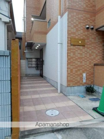 RUBY’S GARDEN MAKUHARIの玄関写真