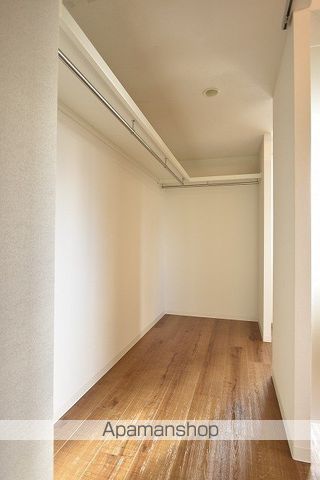 クロノスの内装写真