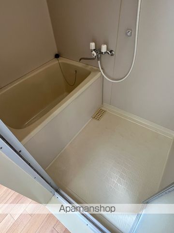 ロイヤルヘルツの内装写真
