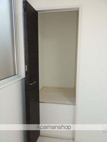 NEO SQUARE Vの内装写真