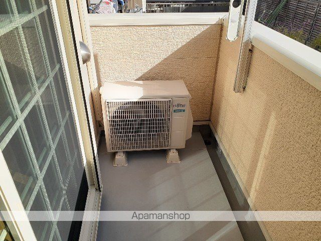 シャイニー橋下の内装写真