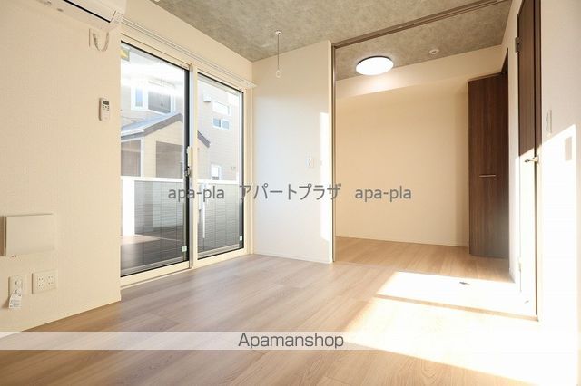 DーSERENO東田町の内装写真