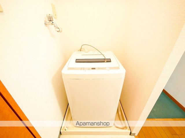 CANVASSすすきのの内装写真