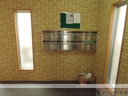 グレイスフル立花[2DK/43.74m2]のエントランス1