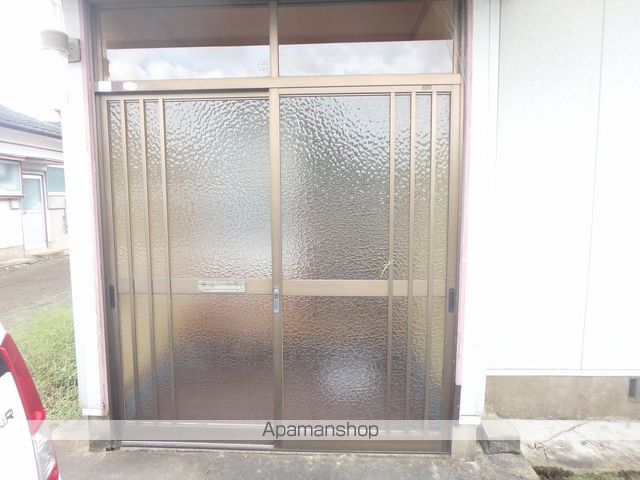 日豊本線 三股駅 徒歩13分 1階建 築40年の玄関写真