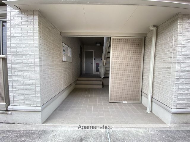 ラフォルテの玄関写真