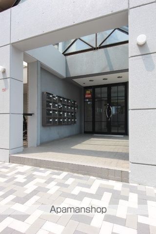 エクセルコート向丘の玄関写真