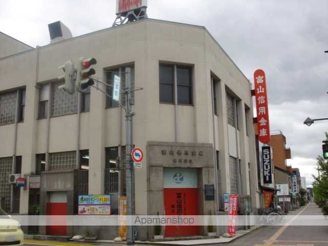 ヴィラ宝町の周辺写真