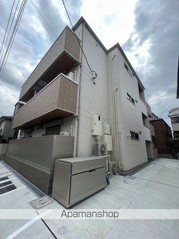 ラリュール鷺宮の外観写真