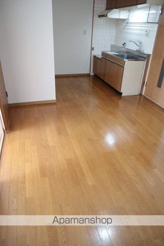 グローリアス金岡A棟の内装写真