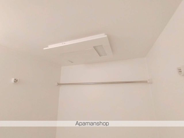 ADVANCENANBARASSURERの内装写真