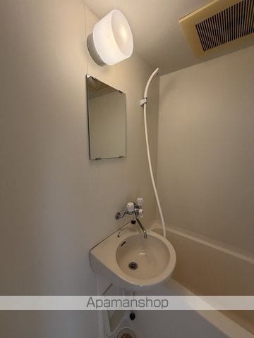 LEGALTENJINBASHIの内装写真