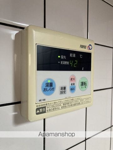 新潟市西区 2階建 築23年の内装写真