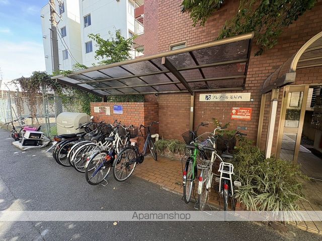 プレアール菱屋西の外観写真