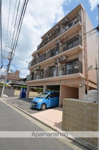 西原マンションの外観写真