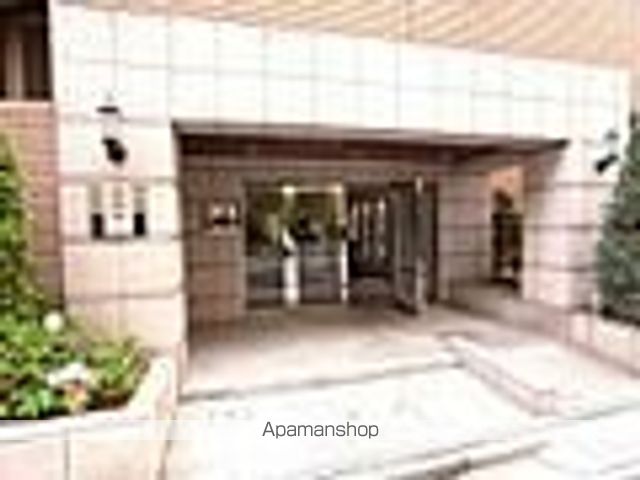 パレステュディオ神楽坂の玄関写真