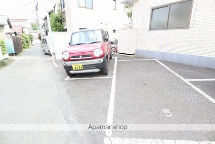 ドアーズ立川[1K/17.93m2]の駐車場