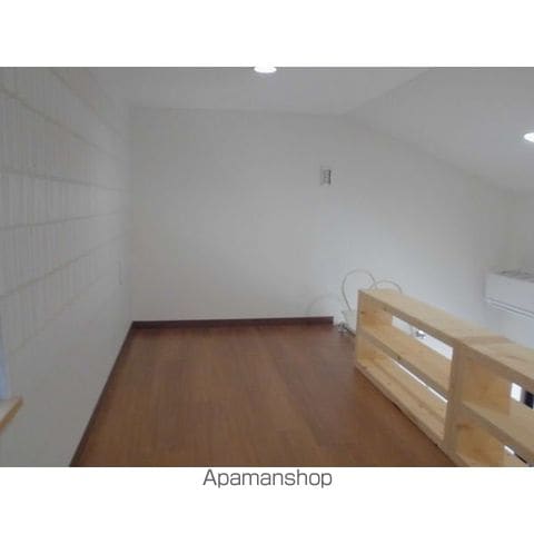 アースクエイク上条A棟の内装写真