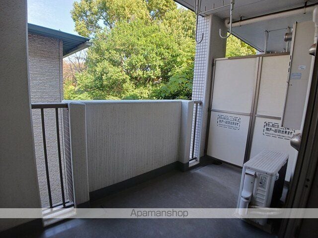 大阪市四つ橋線 北加賀屋駅 徒歩8分 3階建 築15年の内装写真