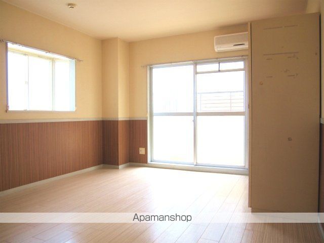 ワンバイワンの内装写真