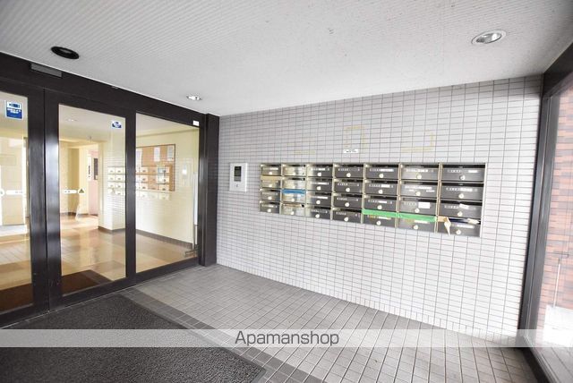 パークノヴァ北円山の玄関写真