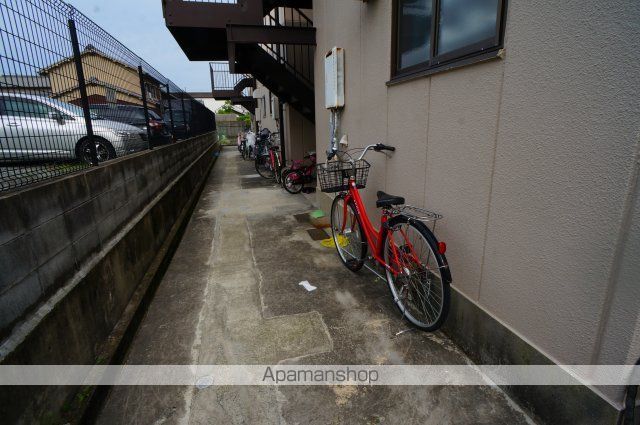 サニーハイツ朝日ヶ丘Bの玄関写真