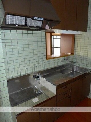 広島県広島市安佐南区緑井５丁目[2LDK/67.6m2]のキッチン