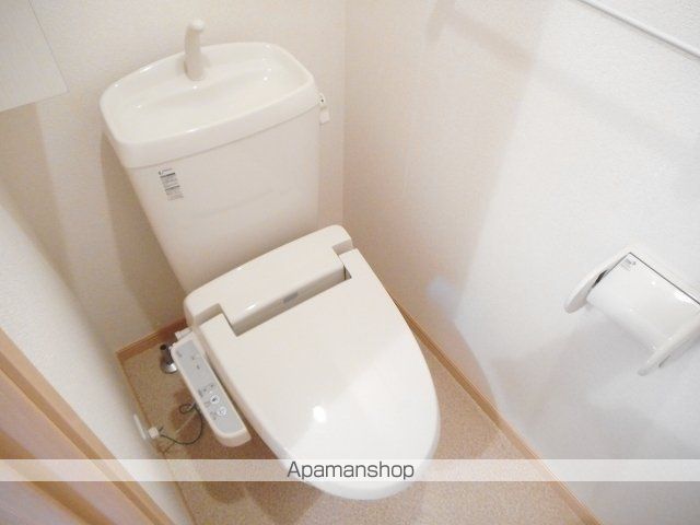 エアリーレジデンス・芝生の内装写真