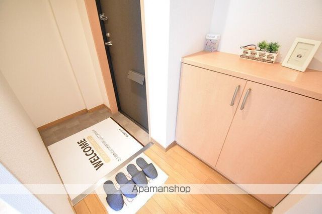 パインズコート新居 E棟の内装写真