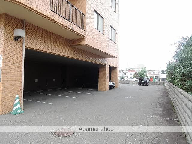 ダイアパレス伏見の外観写真