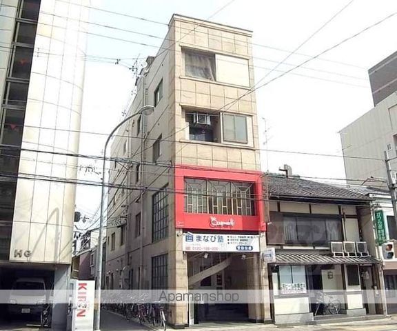 葛城ビルの外観写真