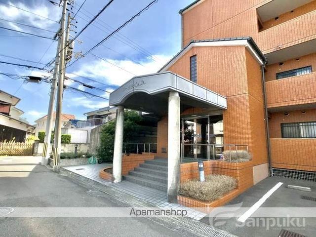 コーポラスSAYAの玄関写真