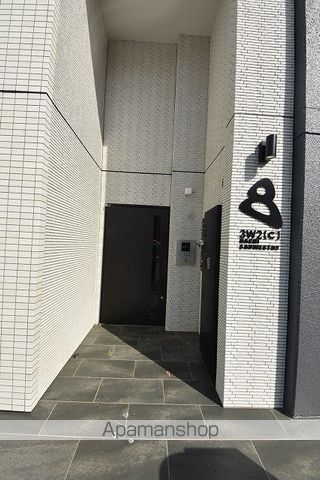 8 3W2 HACHI SANWESTNYの玄関写真