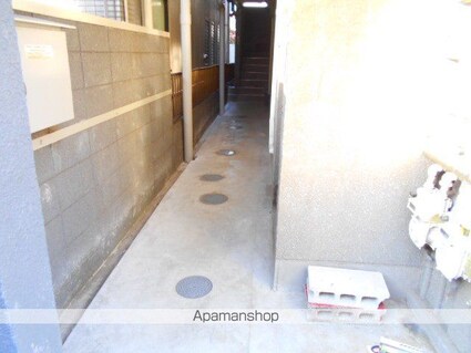 東京都杉並区高円寺南２丁目[1R/14m2]のエントランス2
