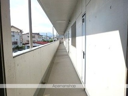 岩手県盛岡市前九年２丁目[2LDK/51.84m2]の共用部3