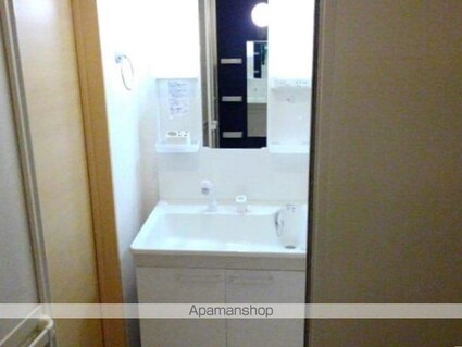 ラフレシール[1LDK/54.17m2]の洗面所