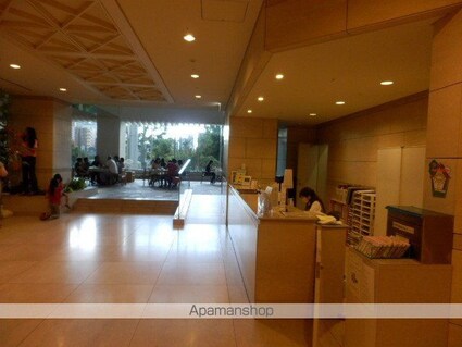 ブリリアタワー東京[3LDK/96.27m2]のロビー