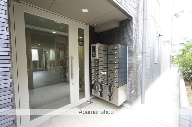 AILE南茨木の玄関写真