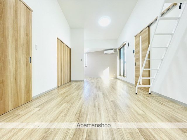 ラックススクエアシミズの内装写真