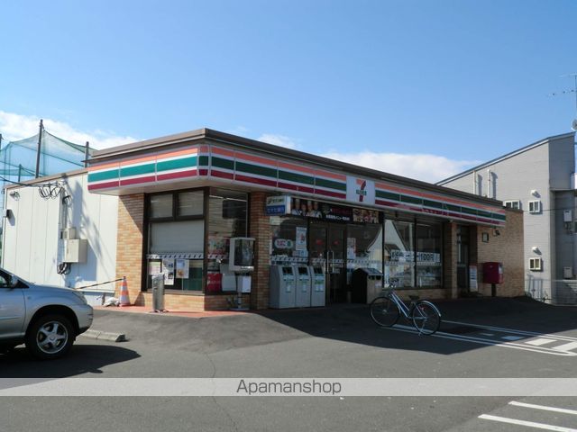 ロイヤルクレストの周辺写真