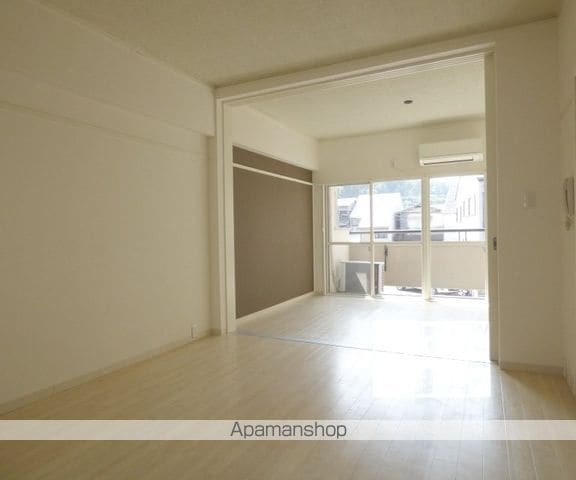 ヴィラ白川山手の内装写真