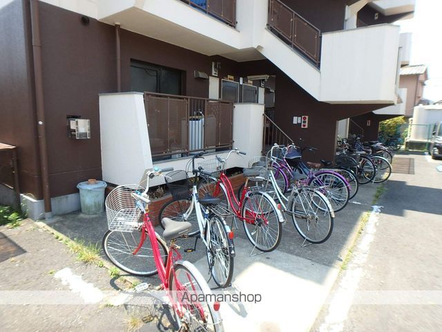 東ハイムの玄関写真
