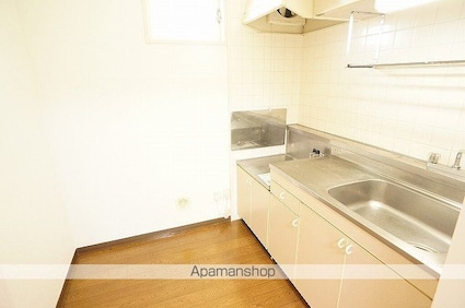 シーズン・リッチヒルズ[2K/33.12m2]のリビング・居間1