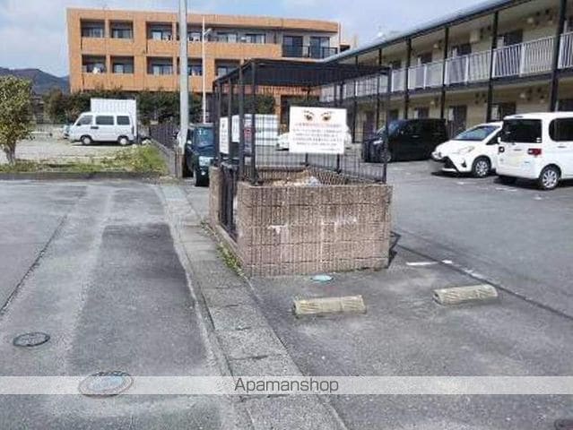 レオパレスアローマの外観写真