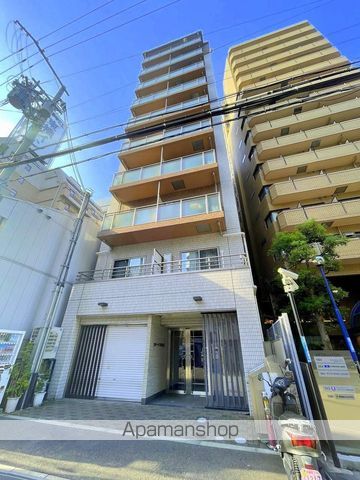 アドーラブル船場の外観写真