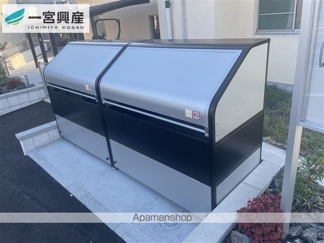 シャルマンIVの外観写真